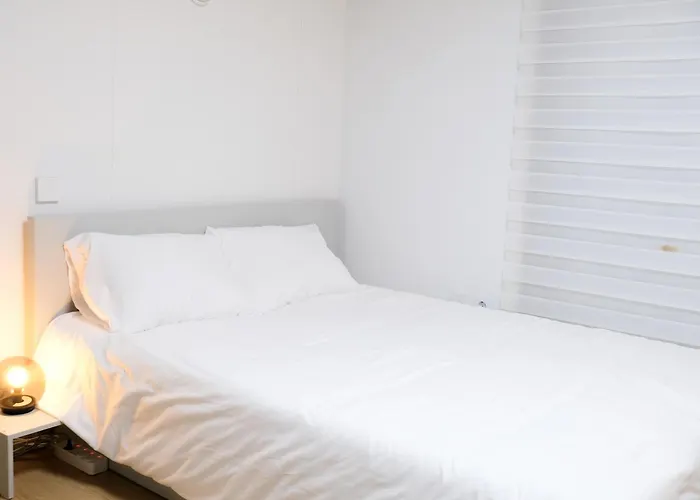 Eco Living Yeonnam 서울특별시